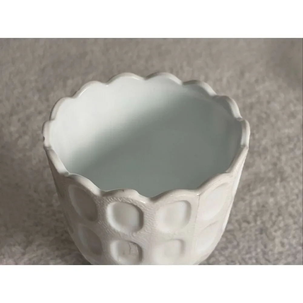 Vintage E.O. Brody Co. Thumbprint White Milk Glass Vase/Cleveland, Ohio